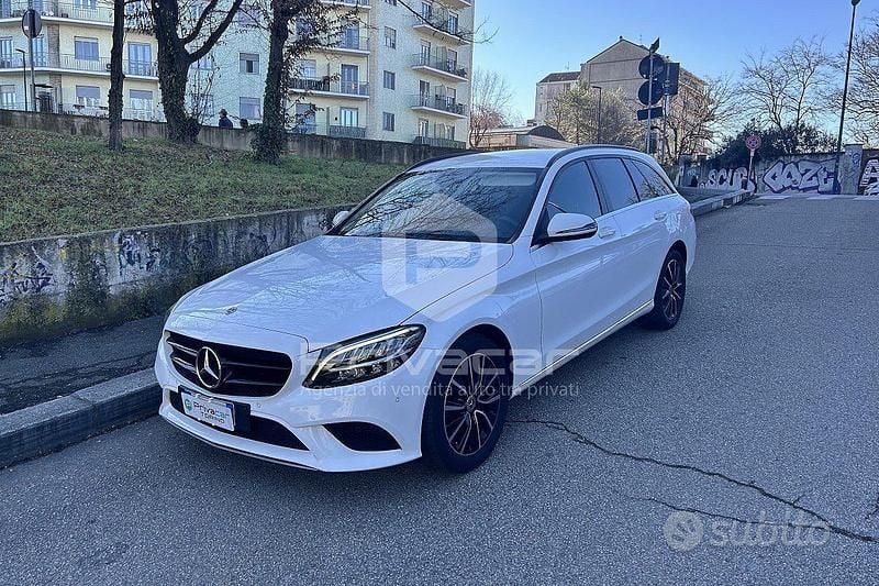 Usata Mercedes C220 194 CV (142 kW) 2019 Bianco Station wagon