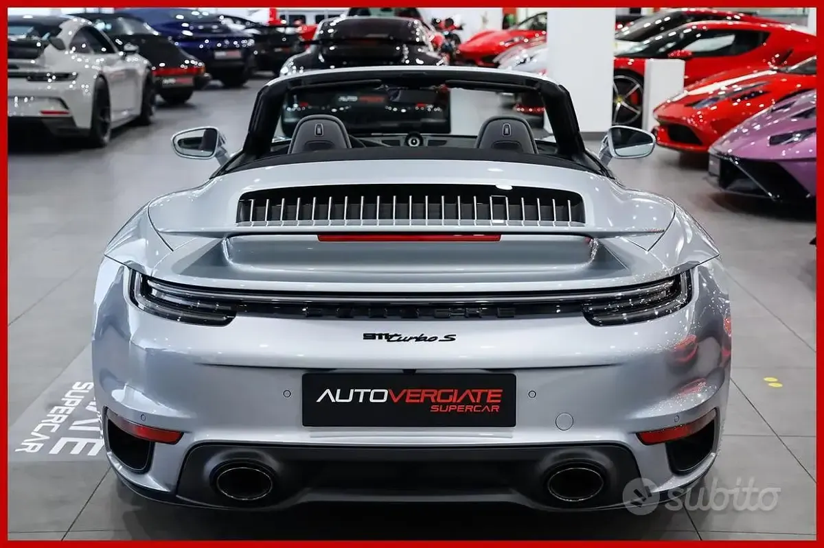 Usata Porsche 992 650 CV (478 kW) 2021 Grigio Cabrio