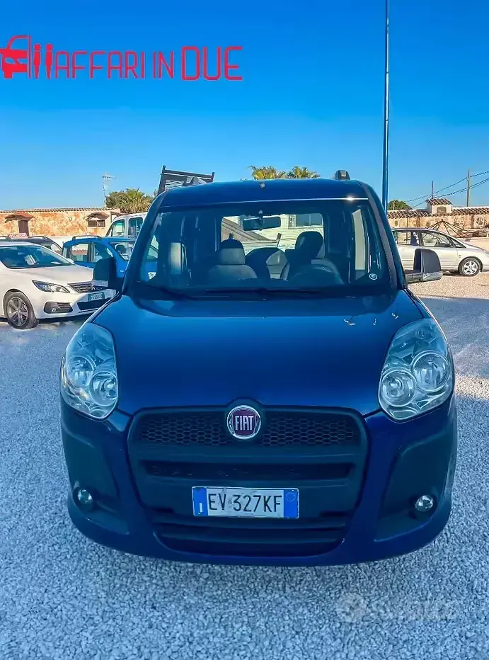 Usata Fiat Doblò 120 CV (88 kW) 2014 Blu Monovolume