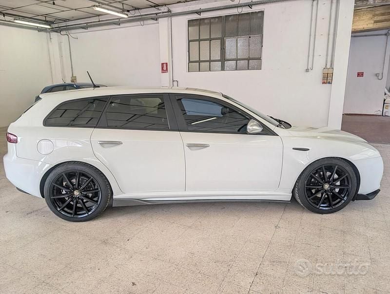 Usata Alfa Romeo 159 Super 136 CV (100 kW) 2012 Bianco Station wagon
