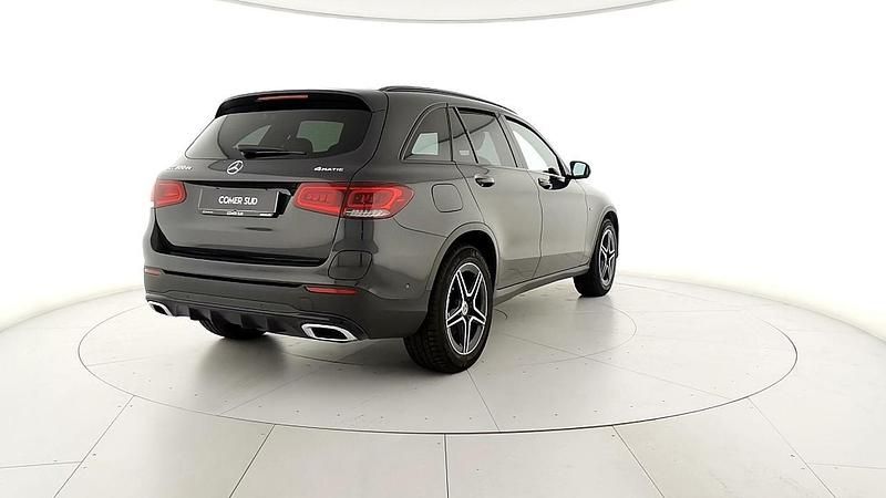 Usata Mercedes GLC300 Premium 194 CV (142 kW) 2021 Grigio grafite SUV