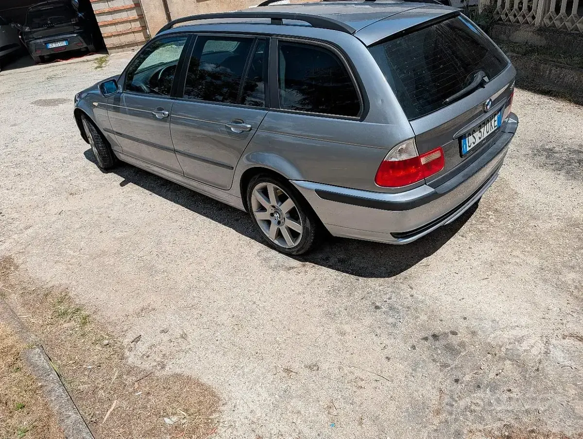 Usata BMW 320 150 CV (110 kW) 2004 Grigio Station wagon