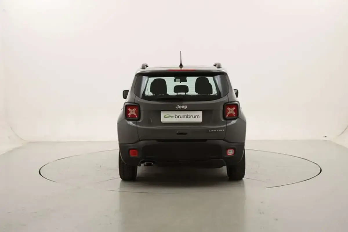 Usata Jeep Renegade Limited 131 CV (96 kW) 2022 Grigio SUV