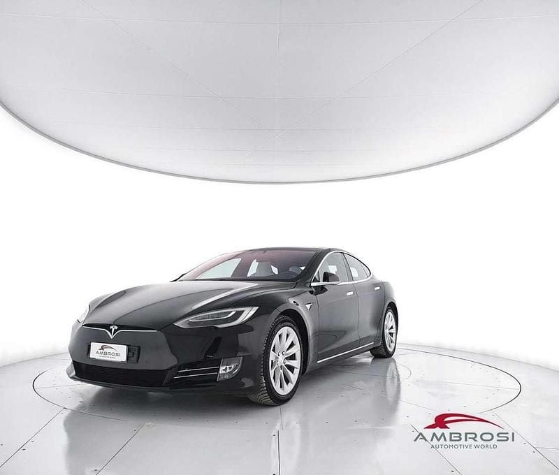 Nero Usata 2018 Tesla Model S Due volumi | 25.972 € (Molto cara) - Immagine 1/4