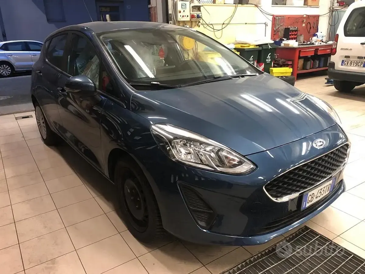 Usata Ford Fiesta Titanium 75 CV (55 kW) 2020 Bluazzurro Utilitaria