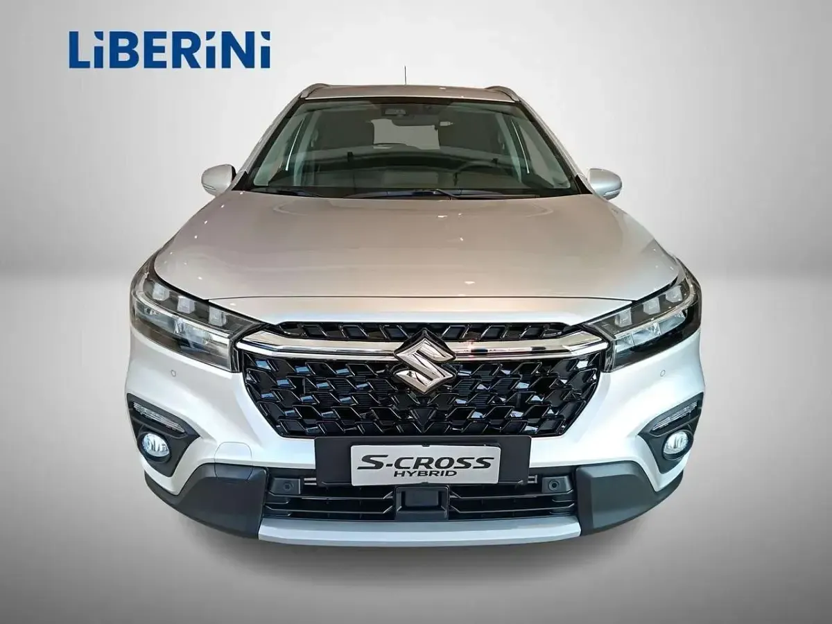 Nuova Suzuki SX4 S-Cross 129 CV (94 kW) 2026 Argento SUV