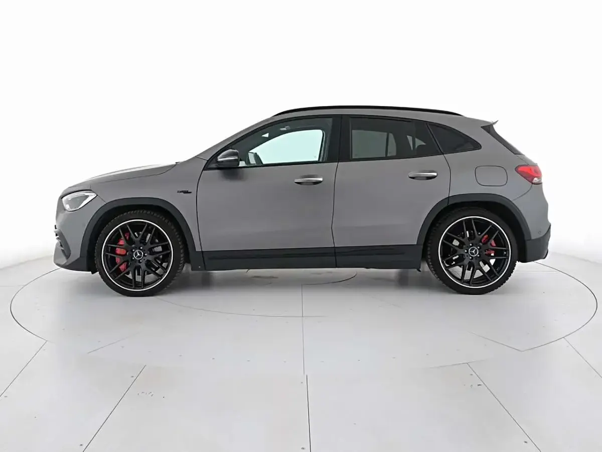 Usata Mercedes GLA45 AMG AMG 421 CV (309 kW) 2023 Grigio SUV