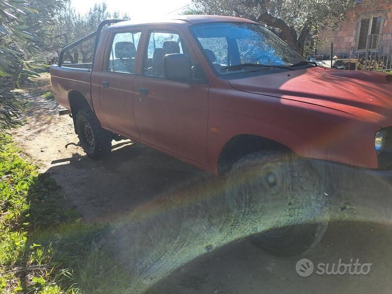 Usata Mitsubishi L200 100 CV (73 kW) 1997 Rosso Pick-up