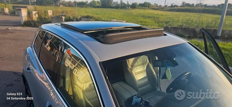 Usata VW Touareg 204 CV (150 kW) 2015 Grigio SUV