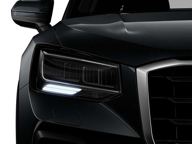 Usata Audi Q2 Admired 150 CV (110 kW) 2023 Grigio manhattan metallizzato SUV