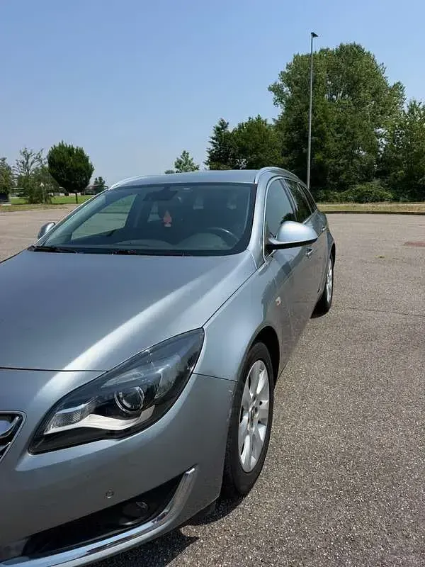 Usata Opel Insignia Cosmo 136 CV (100 kW) 2015 Station wagon