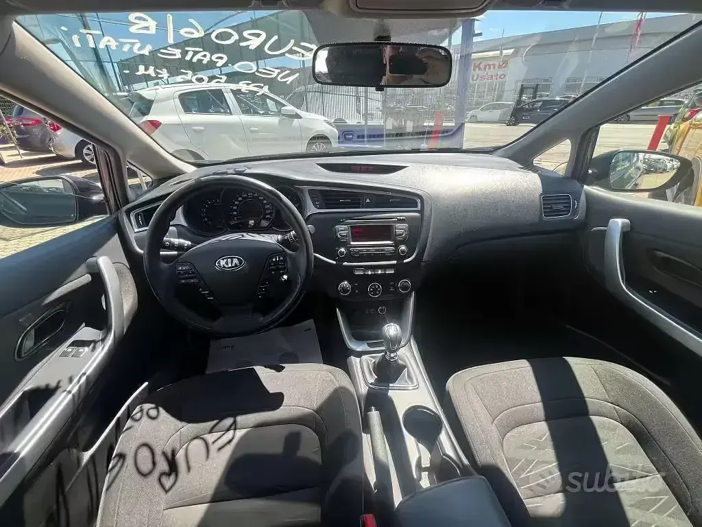 Usata Kia Ceed 110 CV (80 kW) 2017 Nero Utilitaria