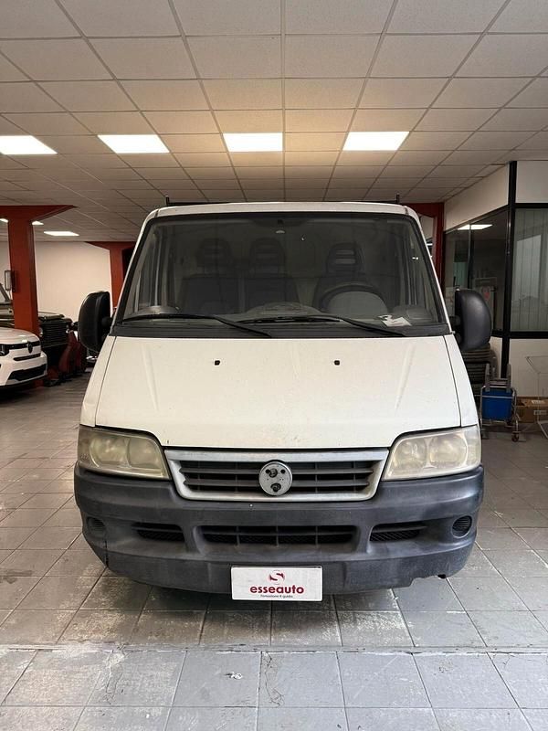 Usata Fiat Ducato 15 84 CV (61 kW) 2004 Bianco Furgone