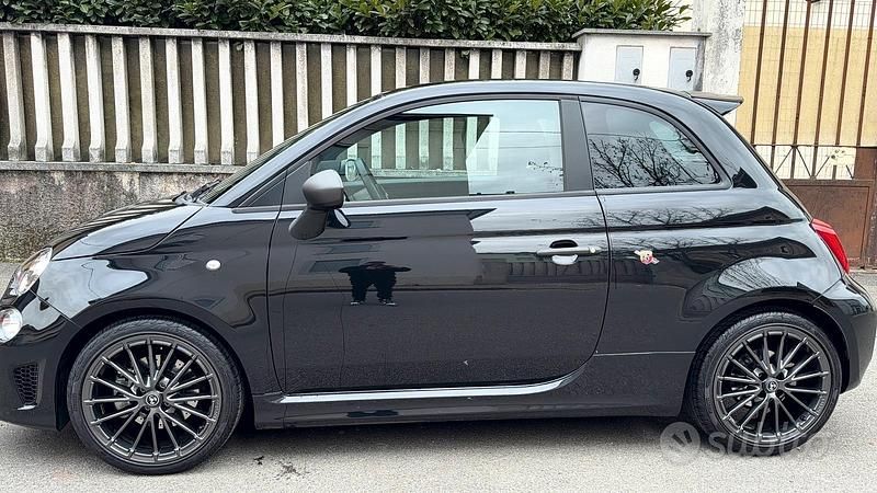 Usata Abarth 595 165 CV (121 kW) 2024 Nero Berlina