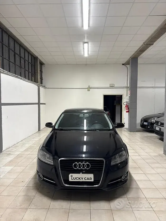 Usata Audi A3 105 CV (77 kW) 2012 Nero Utilitaria
