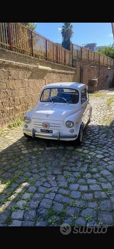 Bianco Usata 1960 Fiat 600 Due volumi | 4000 € - Immagine 1/4