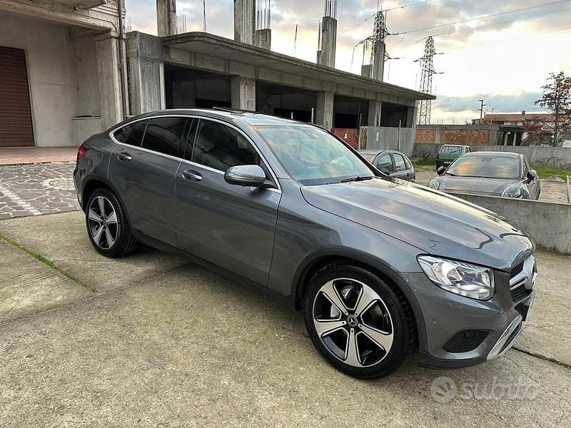 Usata Mercedes GLC220 Executive 170 CV (125 kW) 2018 Grigio SUV