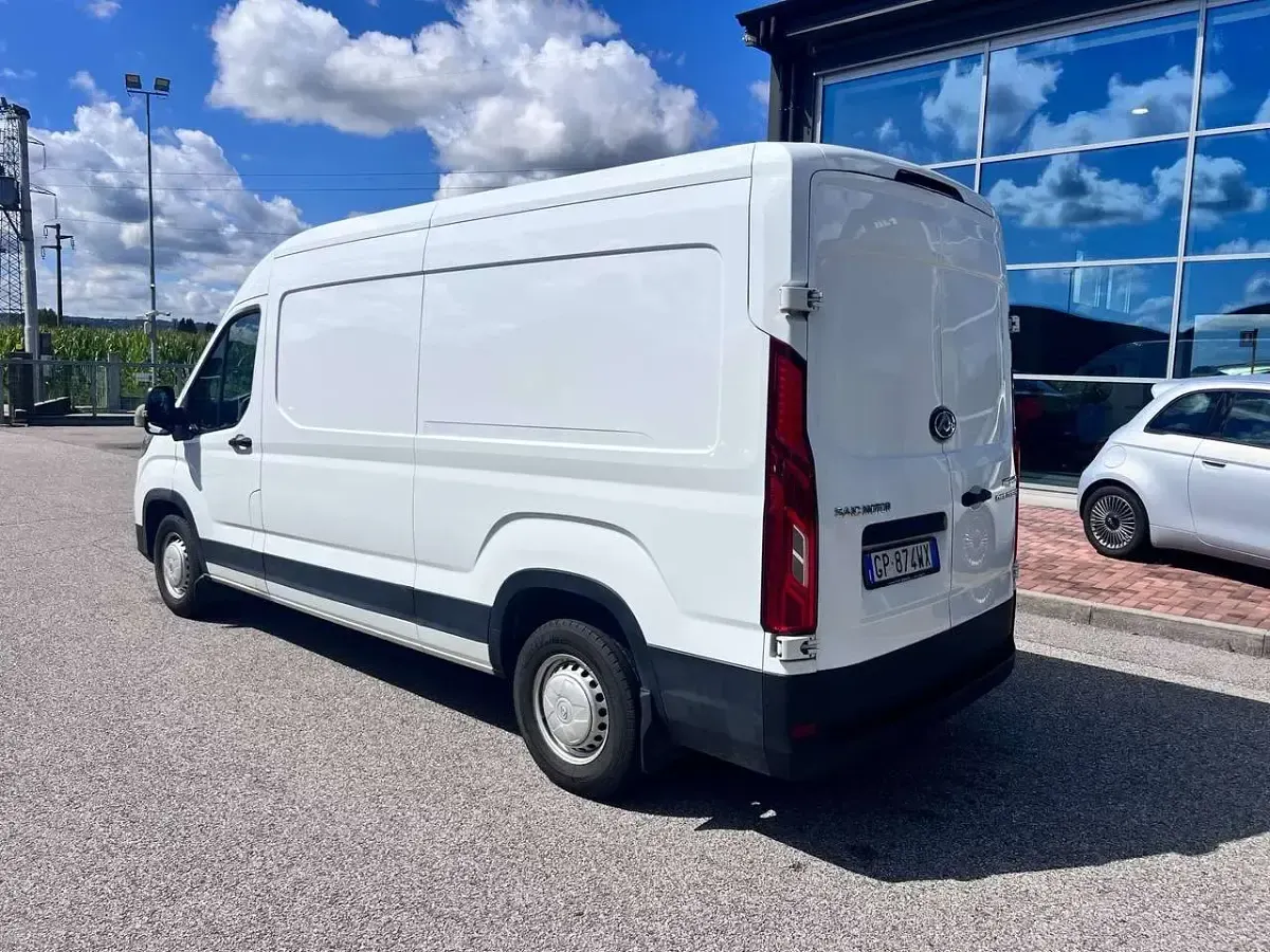 Usata Maxus V90 150 CV (110 kW) 2023 Bianco Furgone