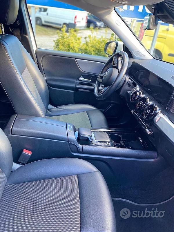 Usata Mercedes GLB200 2021 Bianco SUV