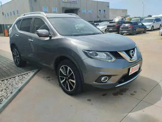 Usata Nissan X-Trail Acenta 131 CV (96 kW) 2017 Grigio SUV