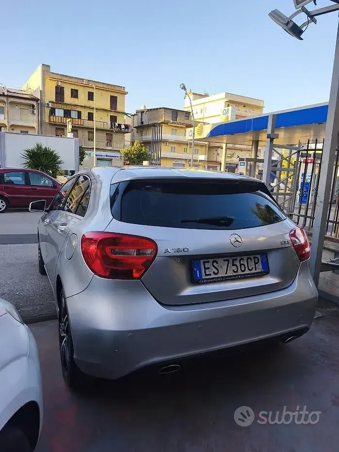 Usata Mercedes 180 110 CV (80 kW) 2013 Grigio Berlina