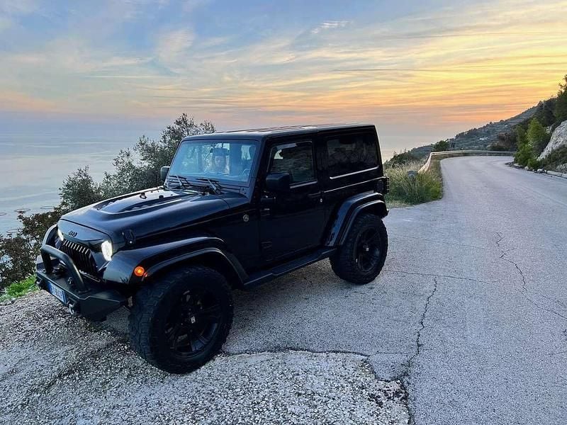 Usata Jeep Wrangler Sahara 220 CV (161 kW) 2015 Nero SUV