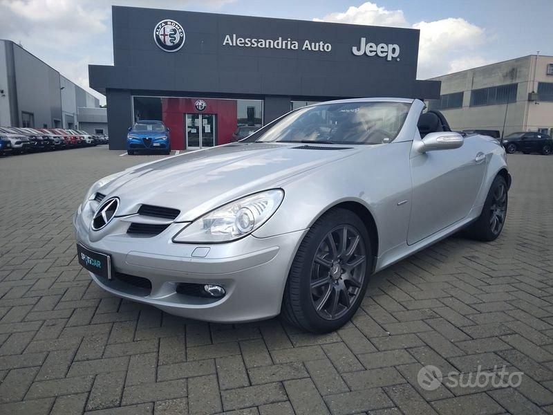 Argento Usata 2007 Mercedes SLK200 Sport Edition Cabrio | 20.900 € - Immagine 1/4