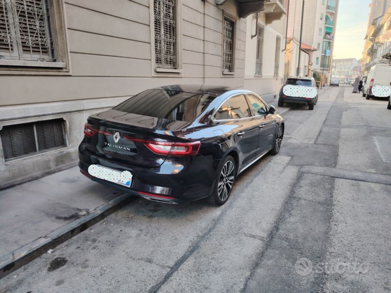Usata Renault Talisman Initiale Paris 160 CV (117 kW) 2016 Blu/azzurro Berlina
