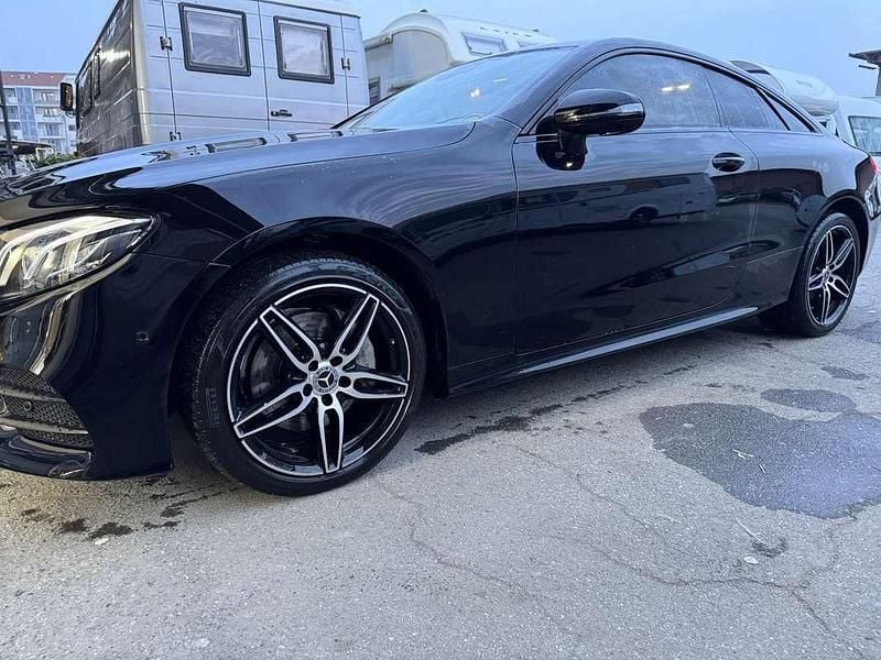Usata Mercedes E220 Premium Plus 194 CV (142 kW) 2020 Coupé