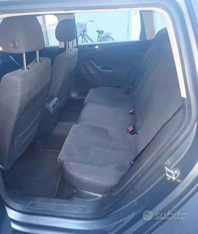 Usata VW Passat 105 CV (77 kW) 2007 Grigio Berlina