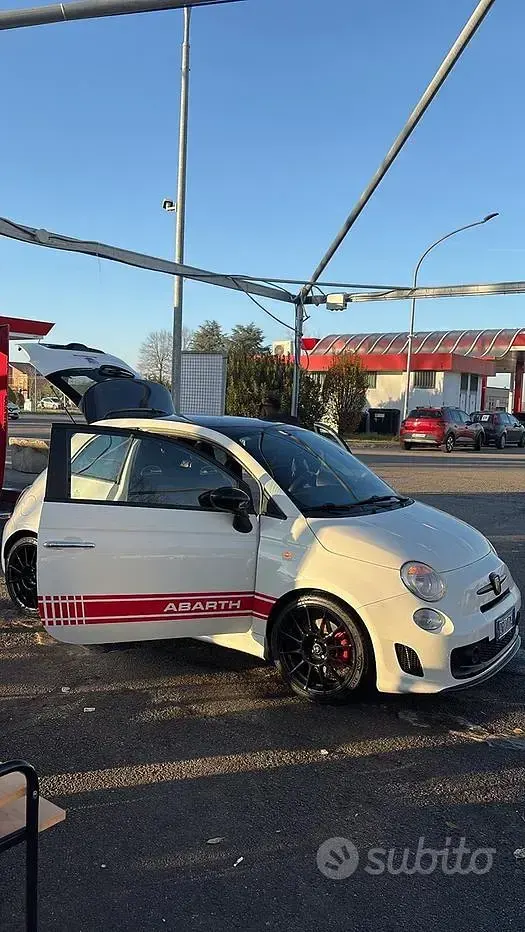 Usata Abarth 500 135 CV (99 kW) 2008 Bianco Utilitaria