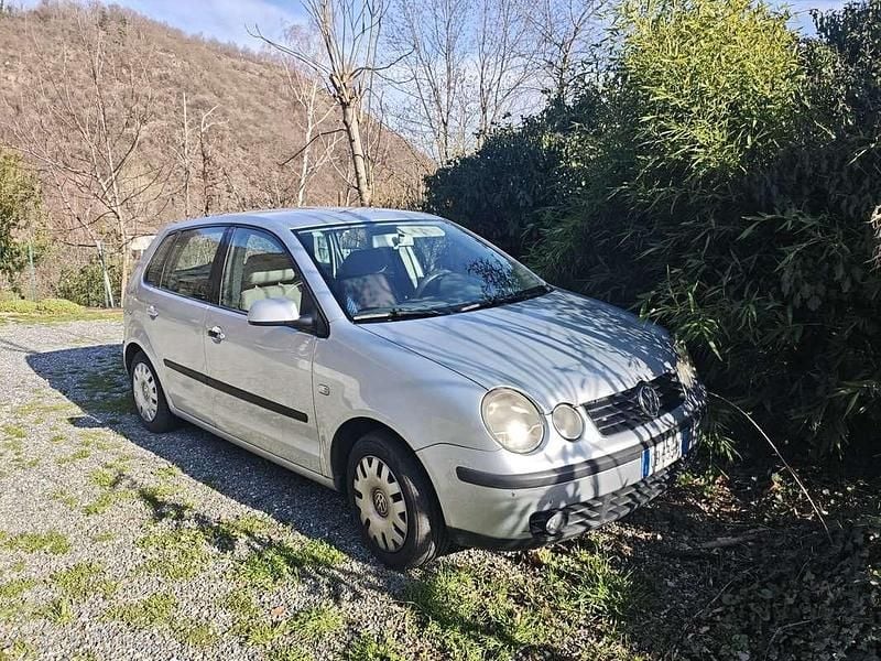 Usata VW Polo Comfortline 64 CV (47 kW) 2002 Berlina