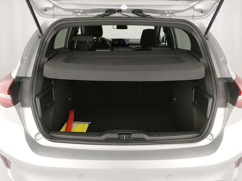 Begagnad Ford Focus ST-Line 125 HK (91 kW) 2025 Silver Sedan