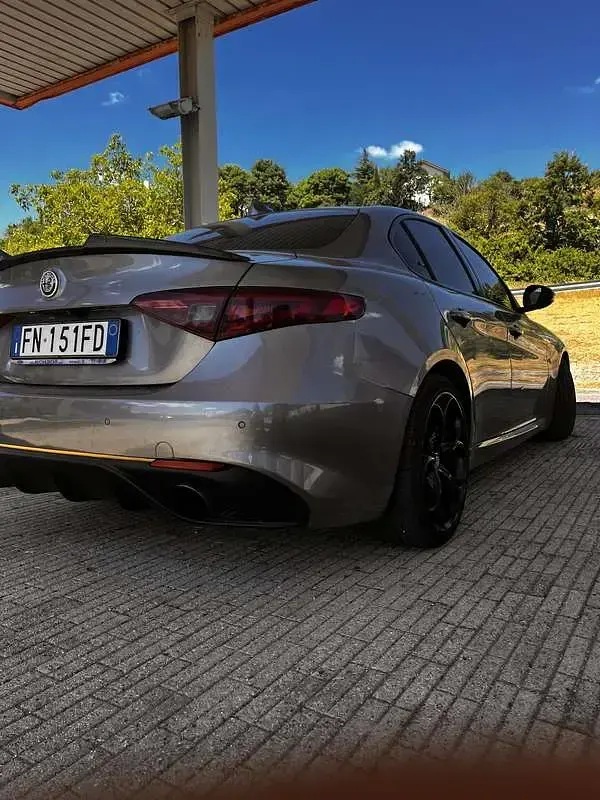 Usata Alfa Romeo Giulia Veloce 211 CV (155 kW) 2017 Berlina