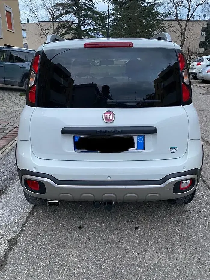 Usata Fiat Panda Cross Cross 95 CV (69 kW) 2018 Bianco Utilitaria