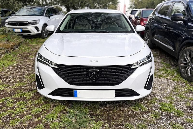 Usata Peugeot 308 Allure 130 CV (95 kW) 2024 Bianco Berlina