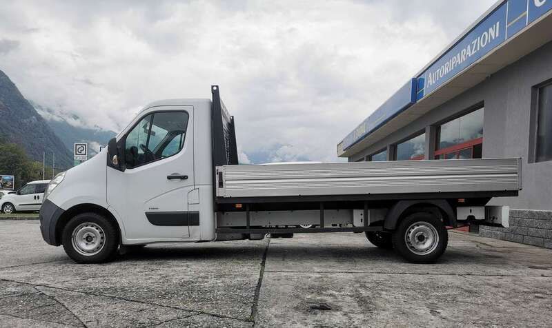Usata Opel Movano 131 CV (96 kW) 2016 Bianco Furgone