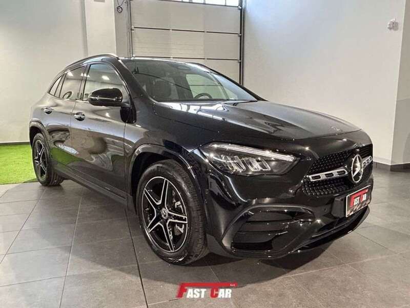 Nuova Mercedes GLA200 AMG Line Premium Plus 150 CV (110 kW) 2025 Nero SUV