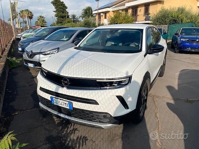 Bianco Usata 2022 Opel Mokka Elegance SUV | 18.900 € (Buon prezzo) - Immagine 1/4