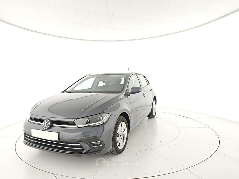 Usata VW Polo Style 95 CV (69 kW) 2025 Grigio Utilitaria