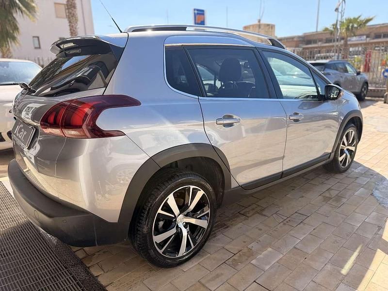 Usata Peugeot 2008 Allure 120 CV (88 kW) 2018 Argento SUV
