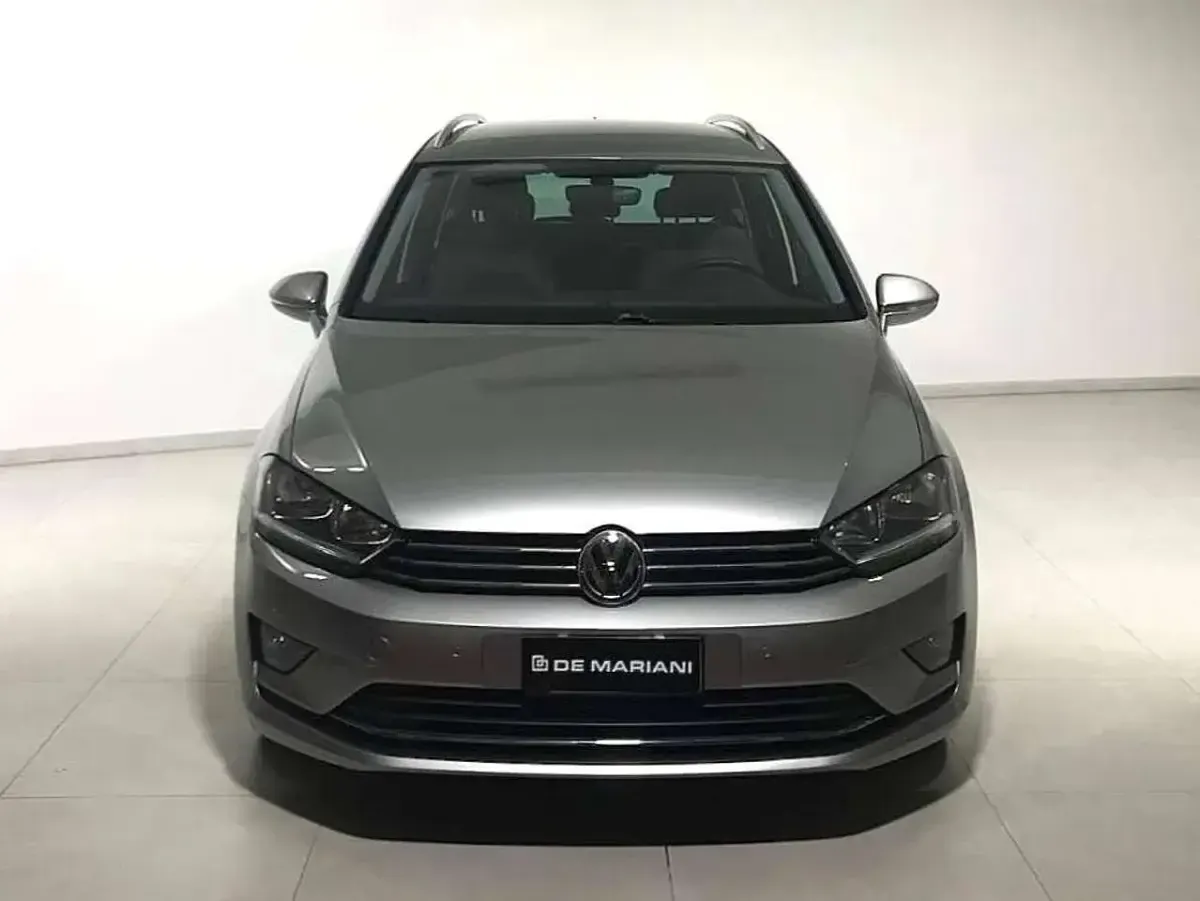 Usata VW Golf Sportsvan Comfortline 110 CV (80 kW) 2016 Argento Monovolume