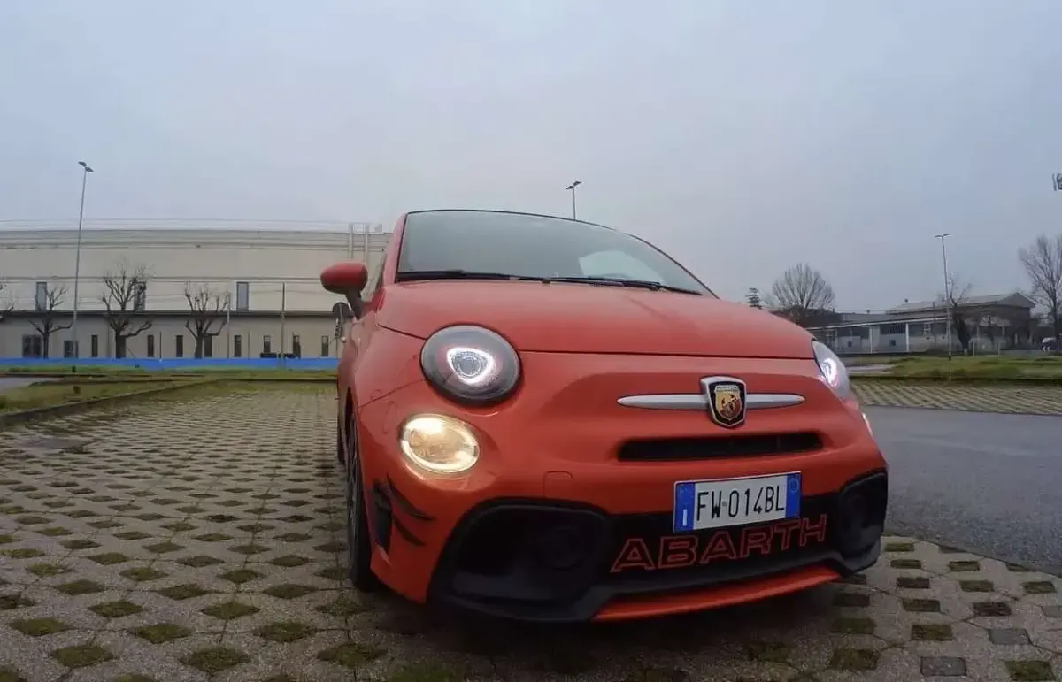 Begagnad Abarth 595C 145 HK (106 kW) 2019 Cab
