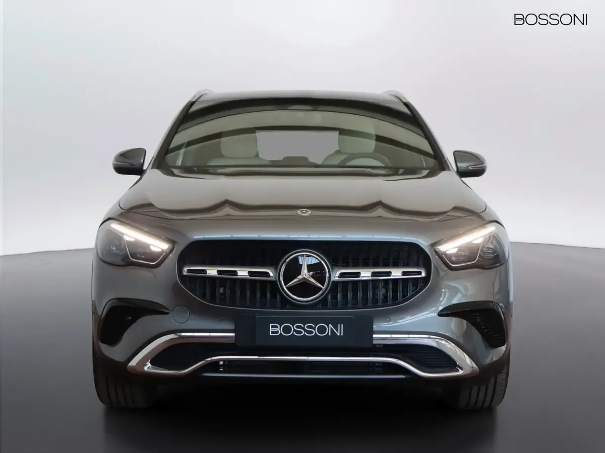 Nuova Mercedes GLA200 Progressive 150 CV (110 kW) 2026 Grigio SUV