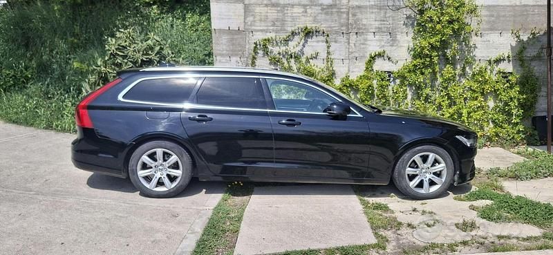Usata Volvo V90 190 CV (139 kW) 2018 Nero Station wagon