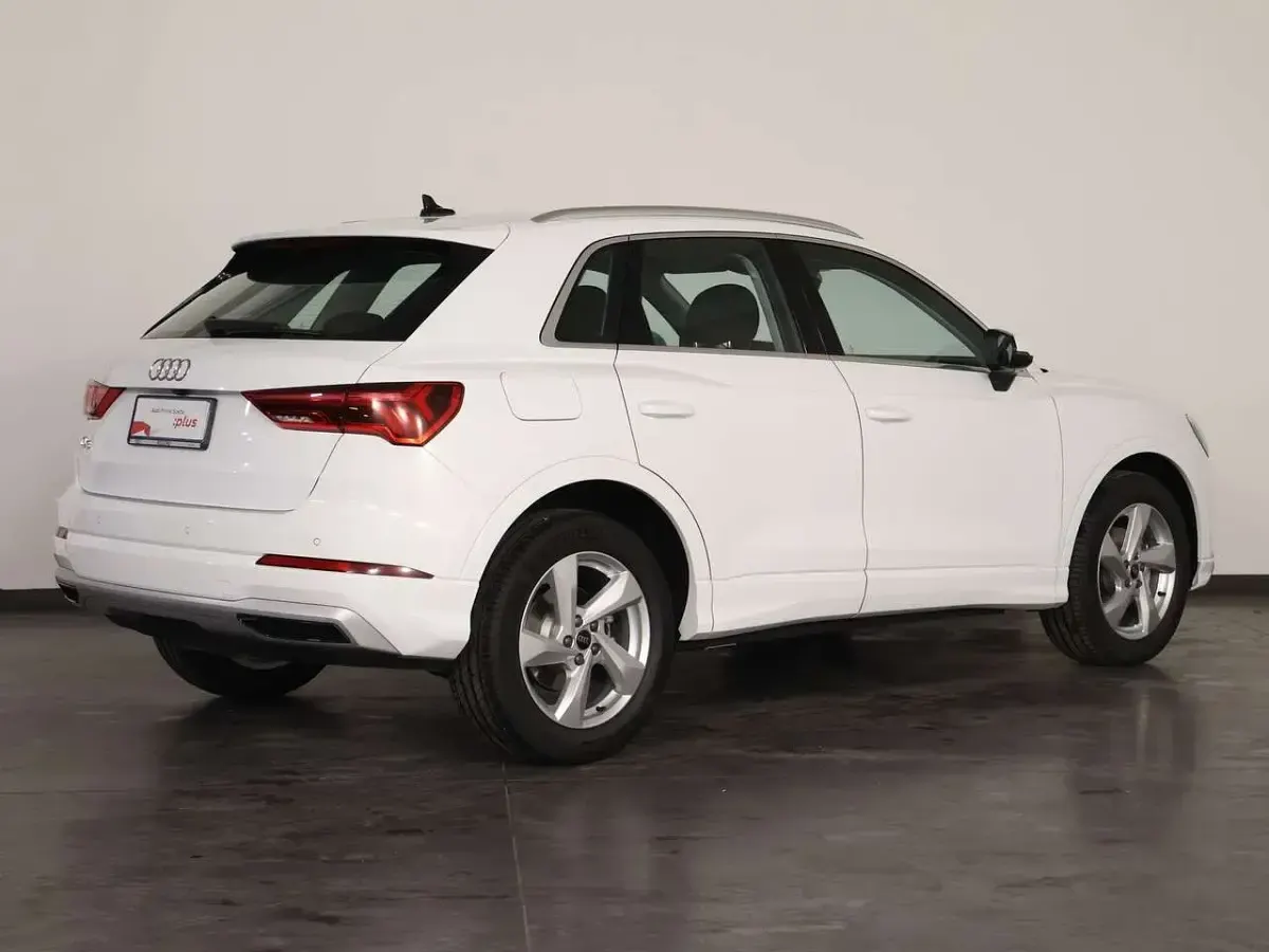 Usata Audi Q3 Advanced 150 CV (110 kW) 2025 Bianco arkona SUV
