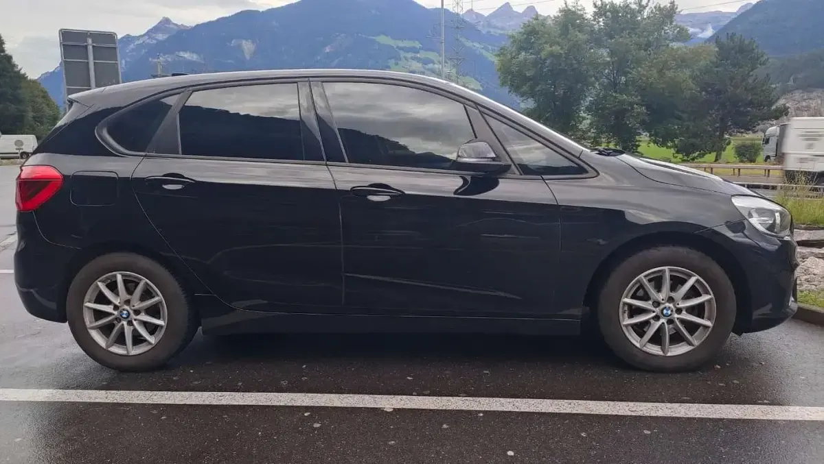 Usata BMW 214 Advantage 95 CV (69 kW) 2016 Station wagon