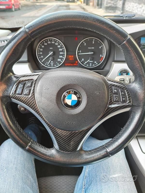 Usata BMW 320 184 CV (135 kW) 2010 Grigio Berlina