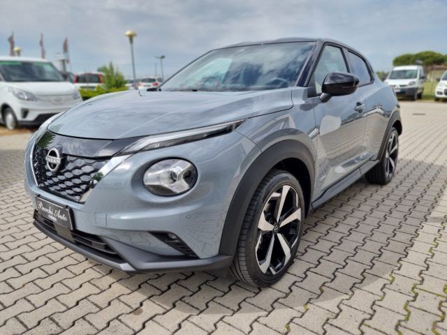 Usata Nissan Juke Tekna 143 CV (105 kW) 2024 Grigio metallizzato SUV
