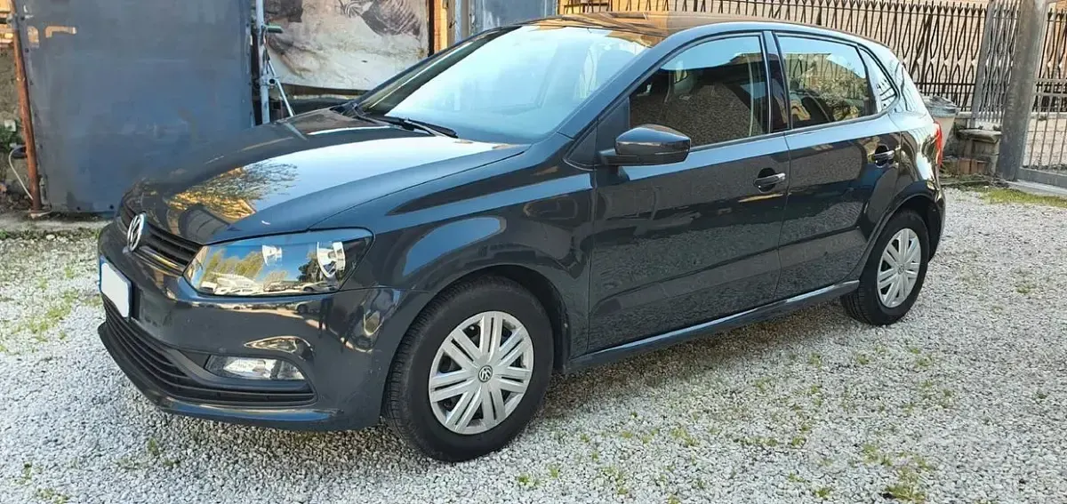 Usata VW Polo Trendline 60 CV (44 kW) 2016 Grigio Berlina